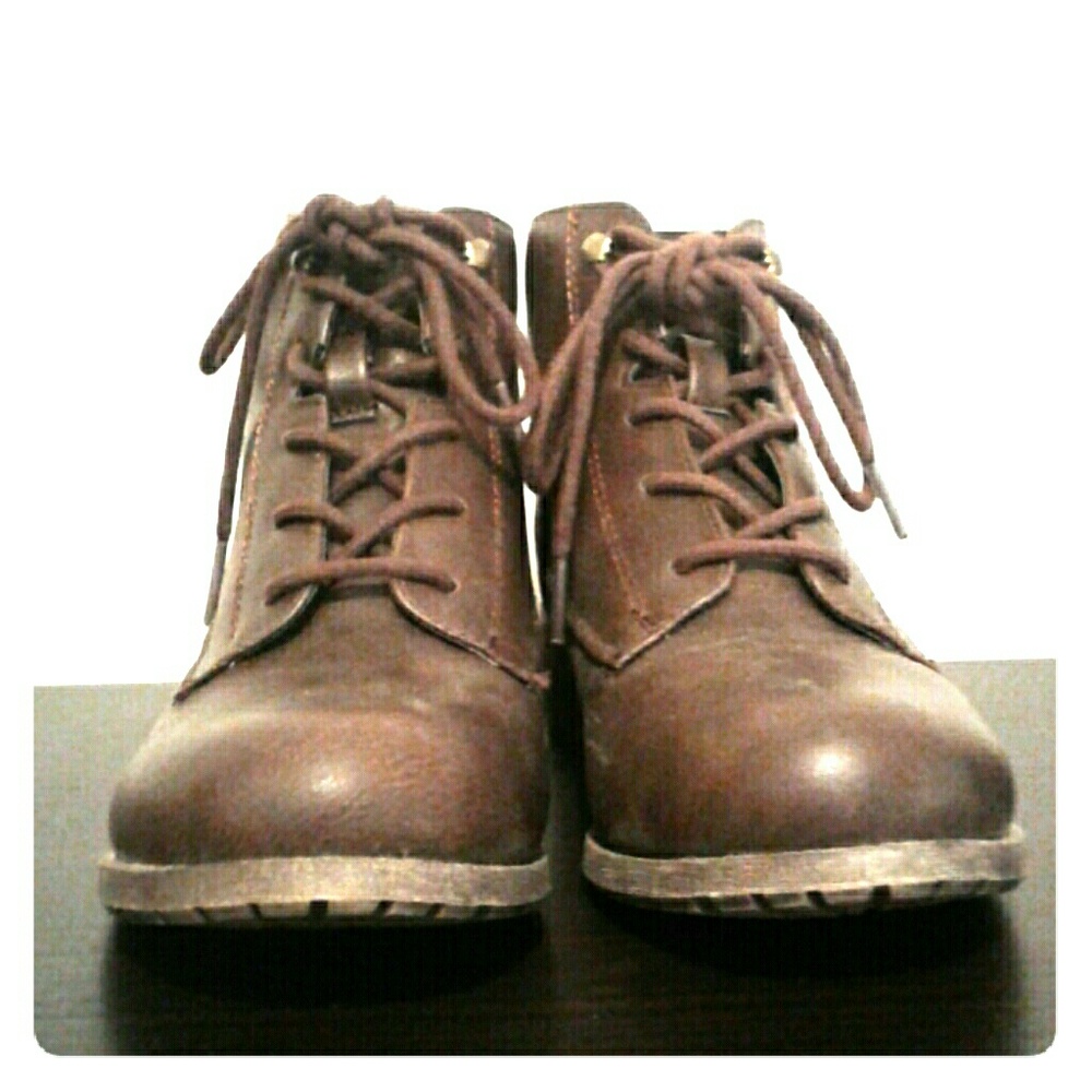 Jellypop Grant Booties Size 7